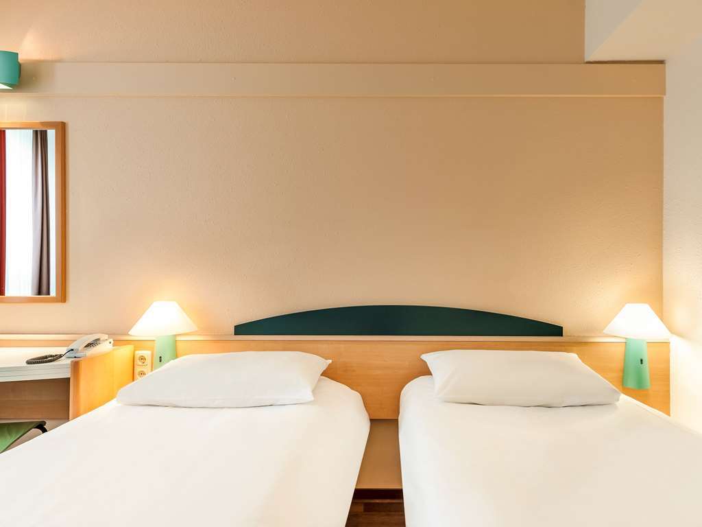 Ibis Heidelberg Hauptbahnhof Hotell Rom bilde